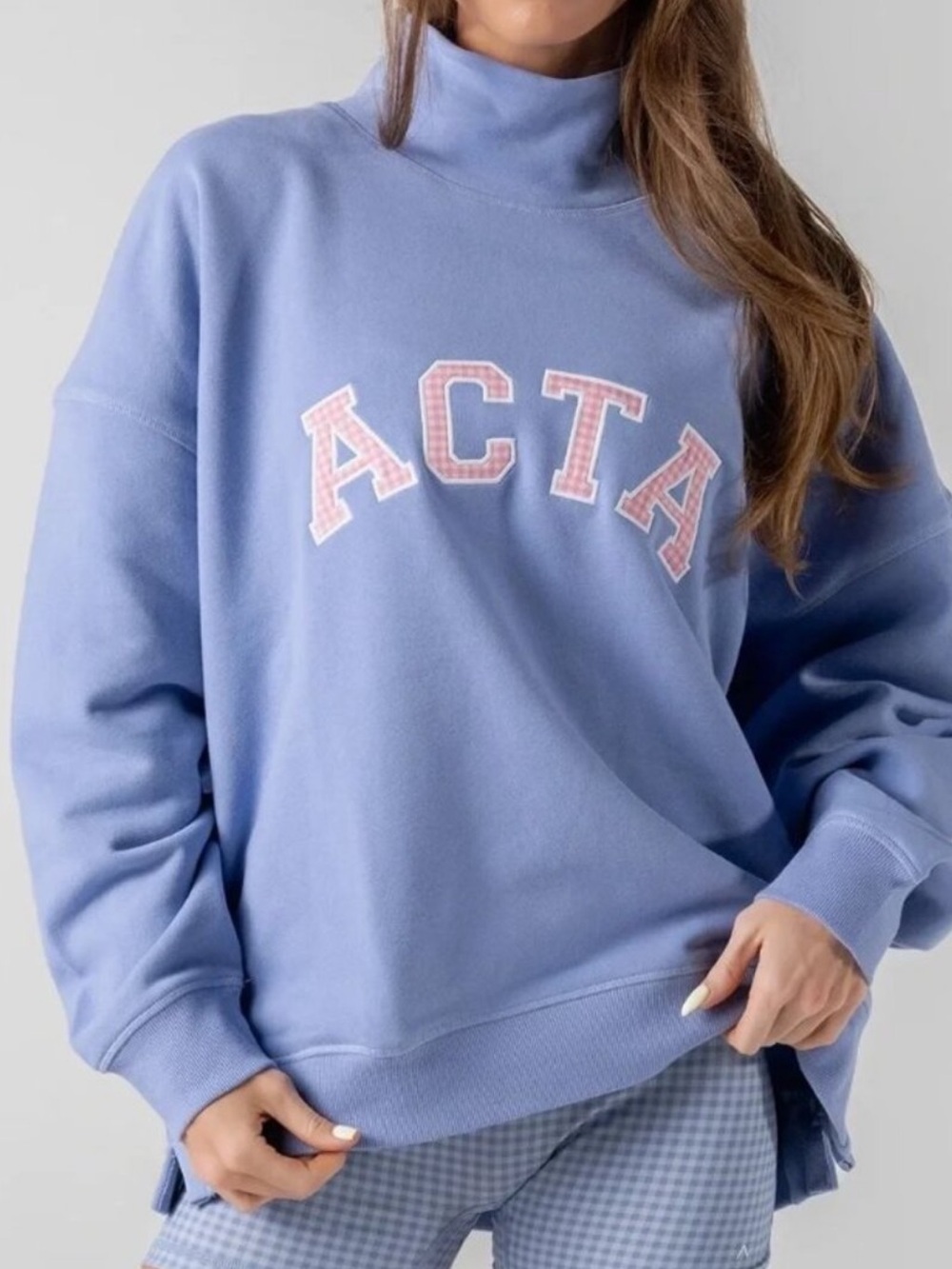 acta wear mockneck